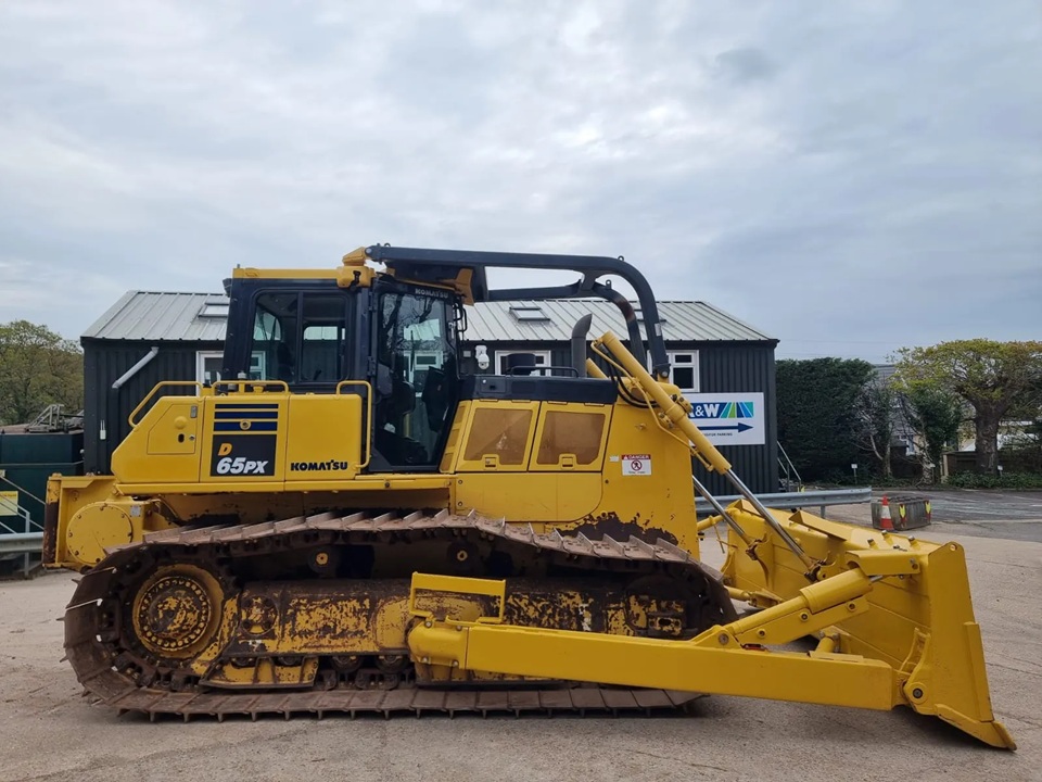 Komatsu D65PX-18 Crawler Dozer